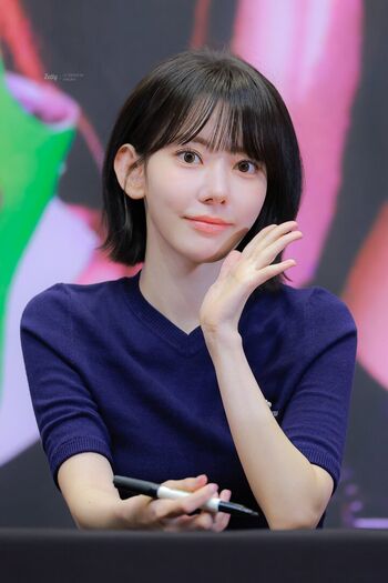 Full leaked Sakura miyawaki page private onlyfans photo