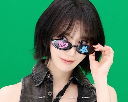 Sakura Miyawaki 宮脇 咲良