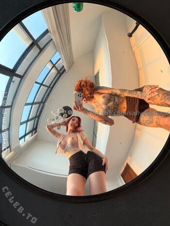 Full leaked Sallydinosaur private onlyfans photo