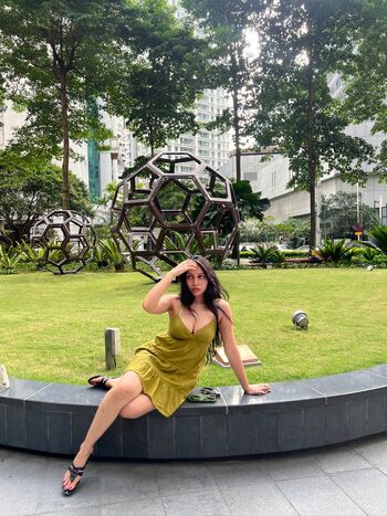 Full leaked Saltybrat private onlyfans photo