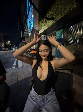 Full leaked Salysaouk page private onlyfans photo