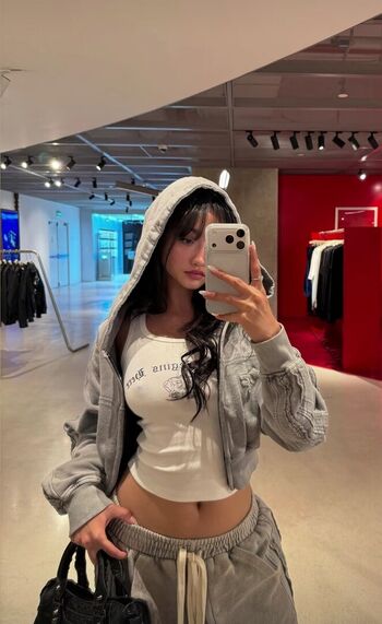 Full leaked Salysaouk private onlyfans photo