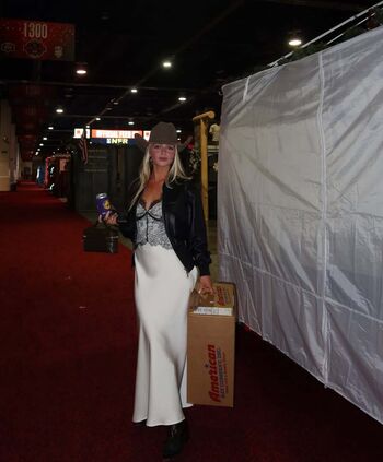 Full leaked Samantha riehl page private onlyfans photo