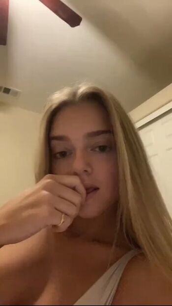 Full leaked Samantha riehl page private onlyfans photo