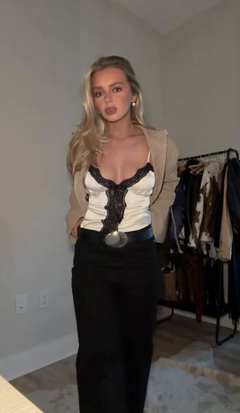 Samantha Riehl