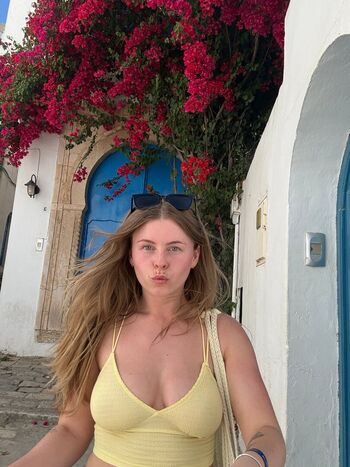 Full leaked Samantha s library private onlyfans photo
