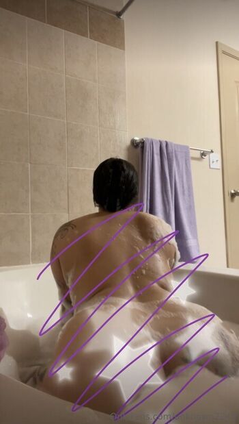 Full leaked Samanthaalow private onlyfans photo