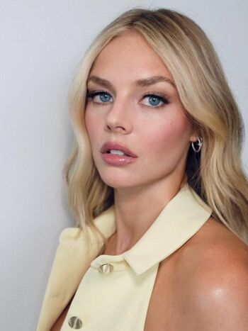 Full leaked Samara weaving private onlyfans photo