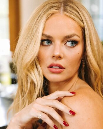 Full leaked Samara weaving private onlyfans photo