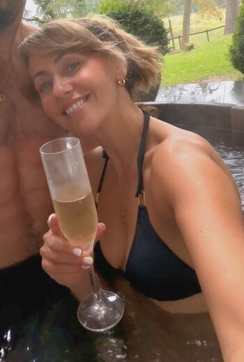 Samia Ghadie
