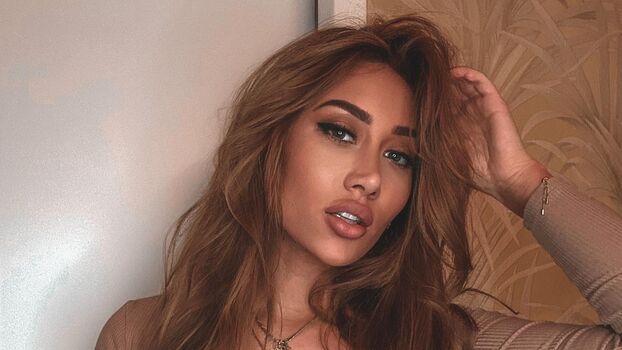 Full leaked Samira klampfl private onlyfans photo