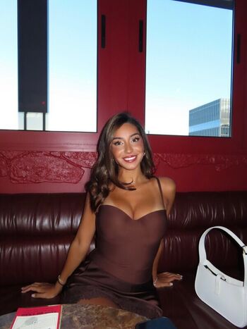 Full leaked Samira noureddine page private onlyfans photo