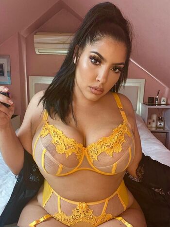 Samira75