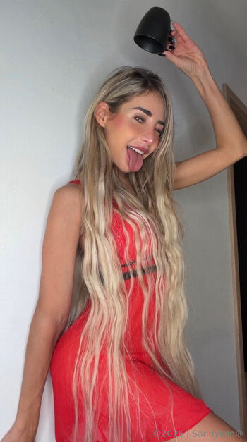 Full leaked Sandyleinof private onlyfans photo