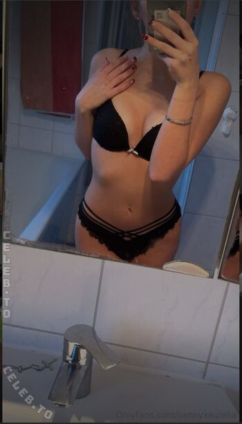 Full leaked Sannyxaurelia private onlyfans photo