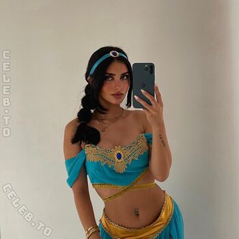 Full leaked Sara arslan private onlyfans photo