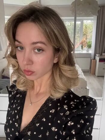 Full leaked Sara bloservety private onlyfans photo