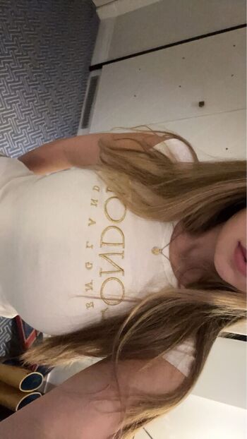 Full leaked Sara dobrik page private onlyfans photo