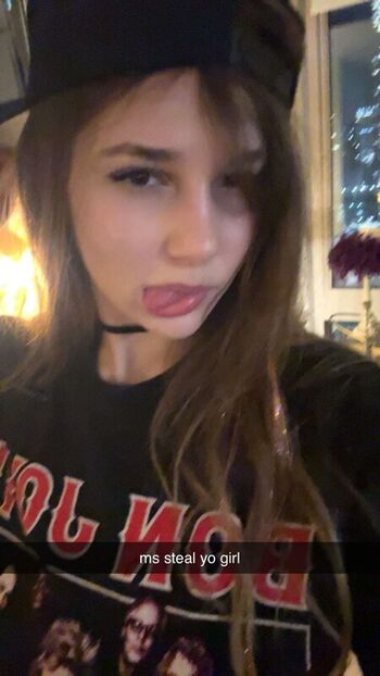 Sara Dobrik