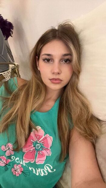 Full leaked Sara dobrik page private onlyfans photo
