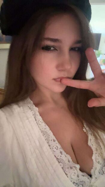 Full leaked Sara dobrik page private onlyfans photo