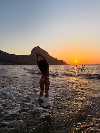 Sara Holmes