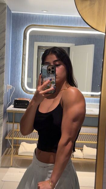 Full leaked Sara saffari page private onlyfans photo