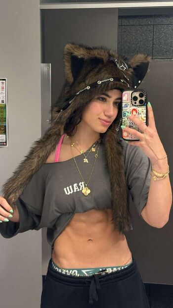 Full leaked Sara saffari page private onlyfans photo