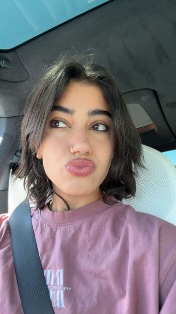 Full leaked Sara saffari private onlyfans photo