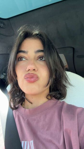 Full leaked Sara saffari private onlyfans photo