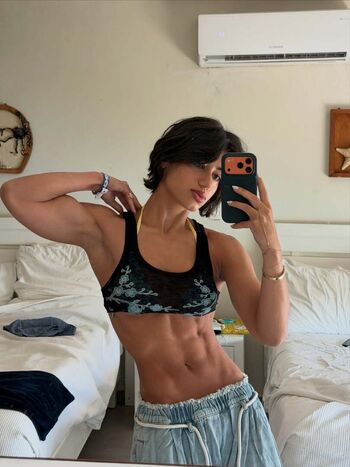 Full leaked Sara saffari page private onlyfans photo