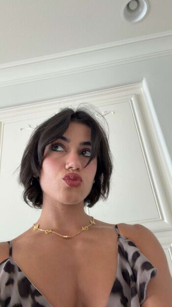 Full leaked Sara saffari page private onlyfans photo