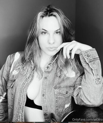 Full leaked Sara secora private onlyfans photo