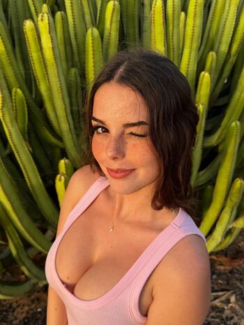 Sara Trujillo Brito ; Saaratb