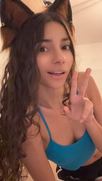 Full leaked Sarawolf private onlyfans photo