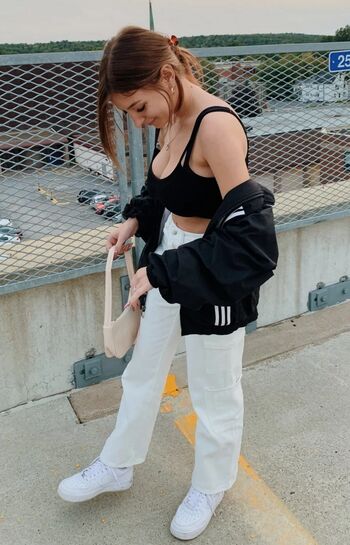 Full leaked Saraa graceli private onlyfans photo