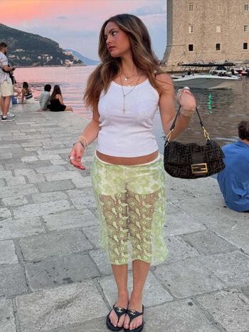 Full leaked Sarabella harris page private onlyfans photo