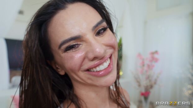 Full leaked Sarah arabic private onlyfans photo