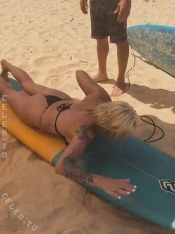 Full leaked Sarah connor page private onlyfans photo