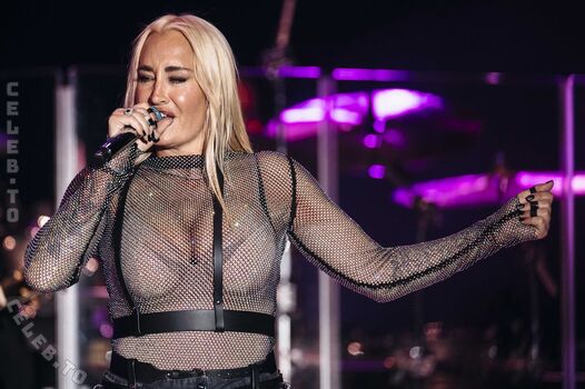 Full leaked Sarah connor page private onlyfans photo