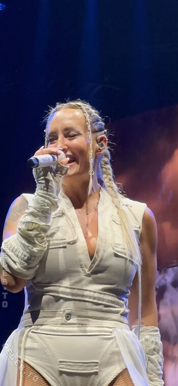 Full leaked Sarah connor private onlyfans photo