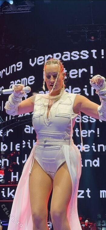 Full leaked Sarah connor private onlyfans photo