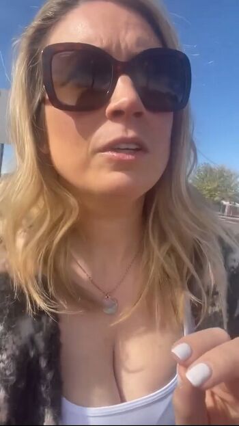Full leaked Sarah cruddas private onlyfans photo