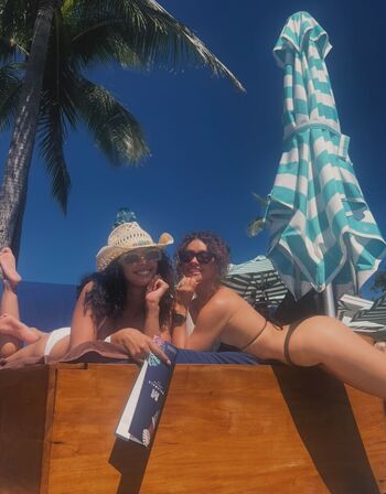 Full leaked Sarah hyland private onlyfans photo