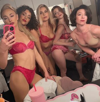 Full leaked Sarah meahl private onlyfans photo