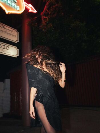 Full leaked Sarah shahi page private onlyfans photo