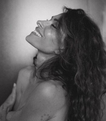 Full leaked Sarah shahi private onlyfans photo