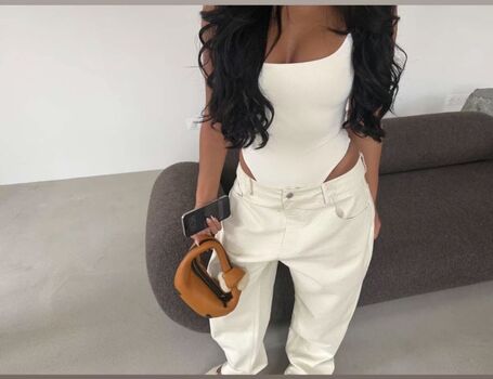 Full leaked Sarah wahala page private onlyfans photo