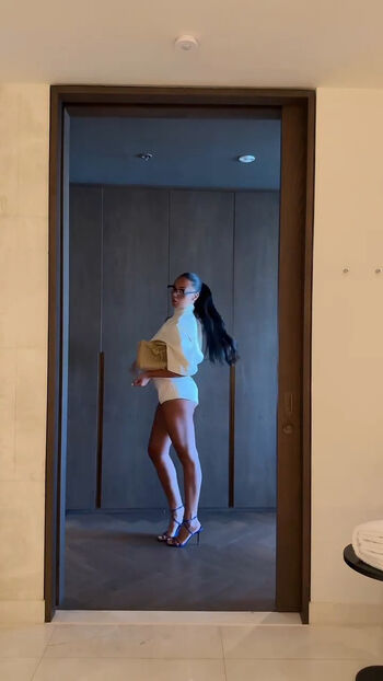 Full leaked Sarah wahala page private onlyfans photo