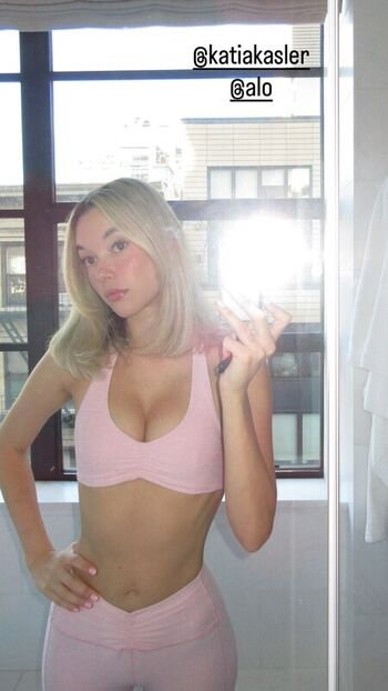 Sarahfuckingsnyder